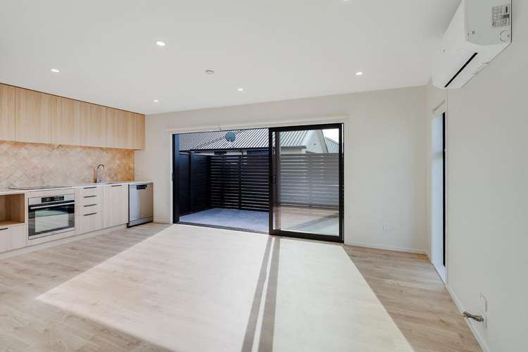 14 Richards Street 11373_4
