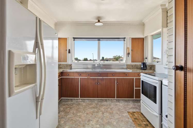 20 Laing Place Otumoetai_11