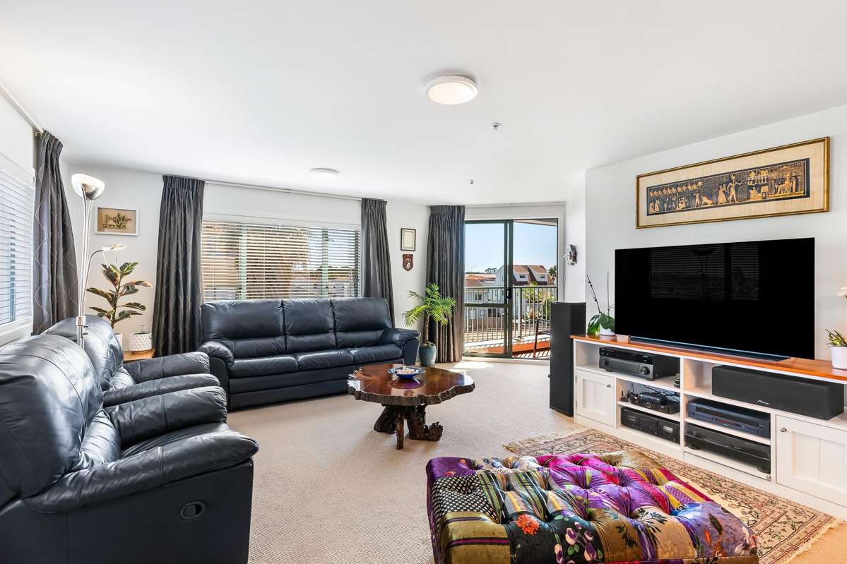 15/3b Harrison Road_0
