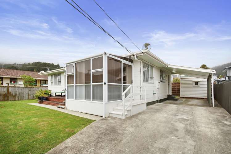 3 Korau Grove Stokes Valley_12