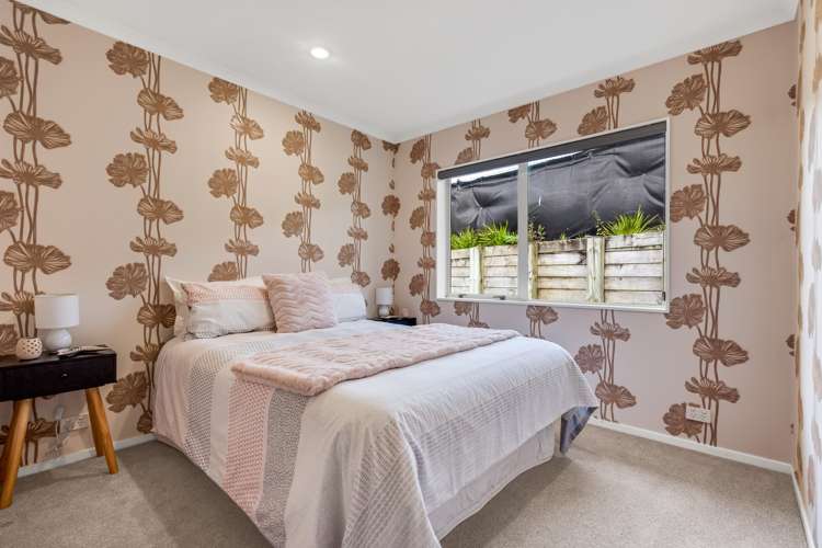 27 Richfield Crescent Westgate_13