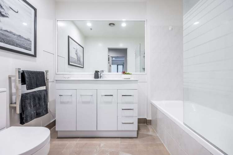 8A/196 Hobson Street 10015_10