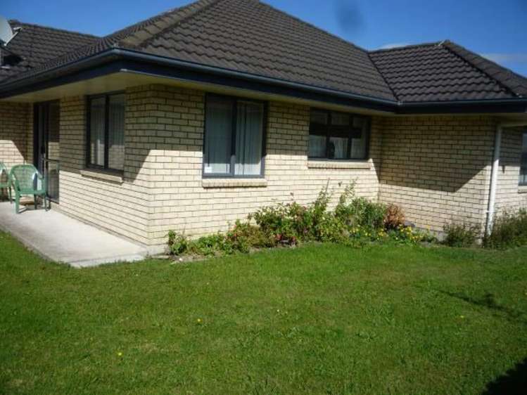 2 Yarrow Lane Papakura_5
