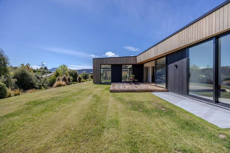 44 Stackbrae Avenue Wanaka_29