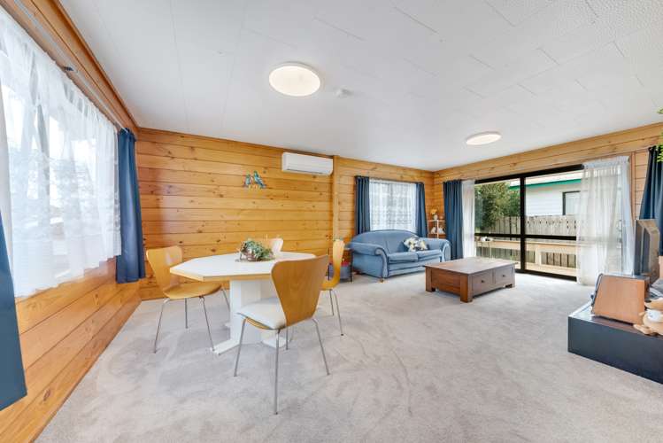 2/16 Ingram Street Papakura_1