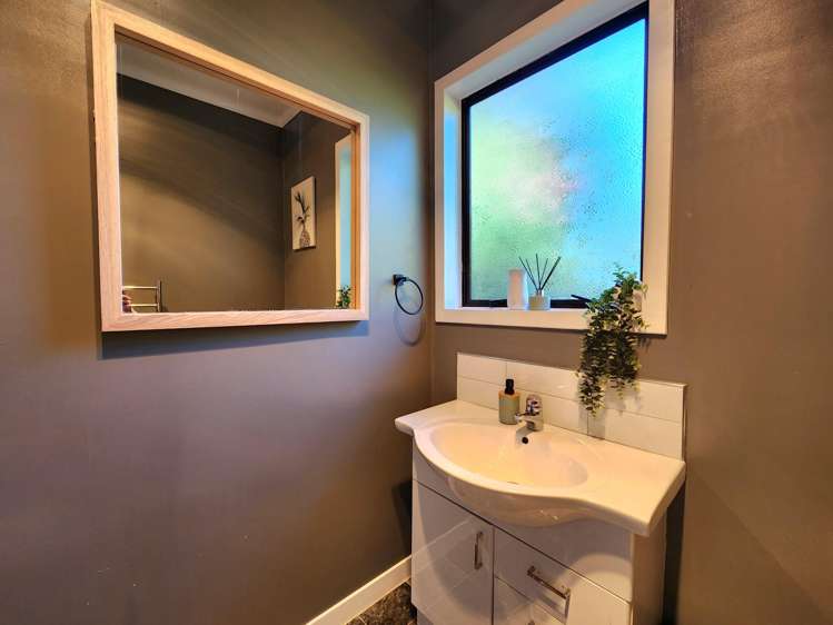 9 Inverness Street Dunollie_6