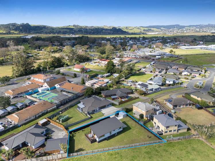 30 Aitkenhead Court Parakai_28