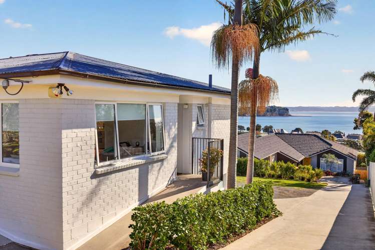 954 Whangaparaoa Road Manly_0