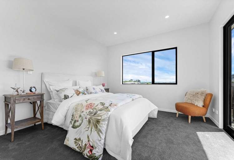 27 Korowhiti Road Clarks Beach_10