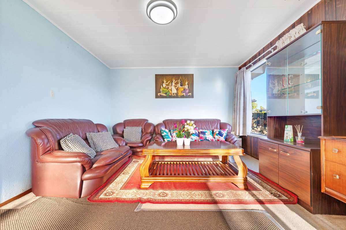 1 Heathberry Close_1