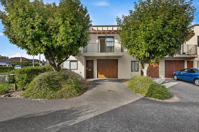 Endless Potential in a Prime Coastal Location