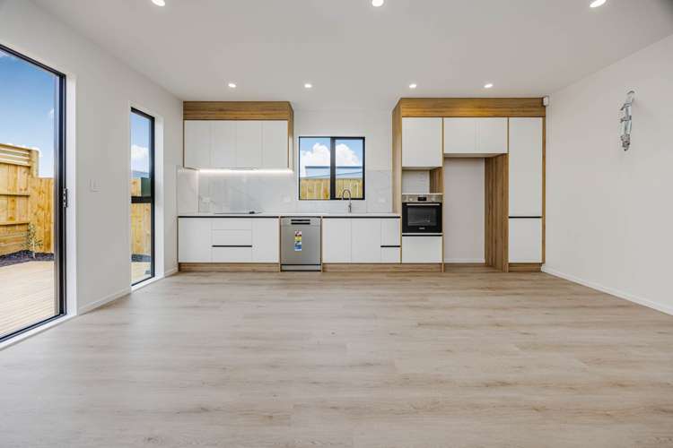 14 Ihi Place Karaka_5