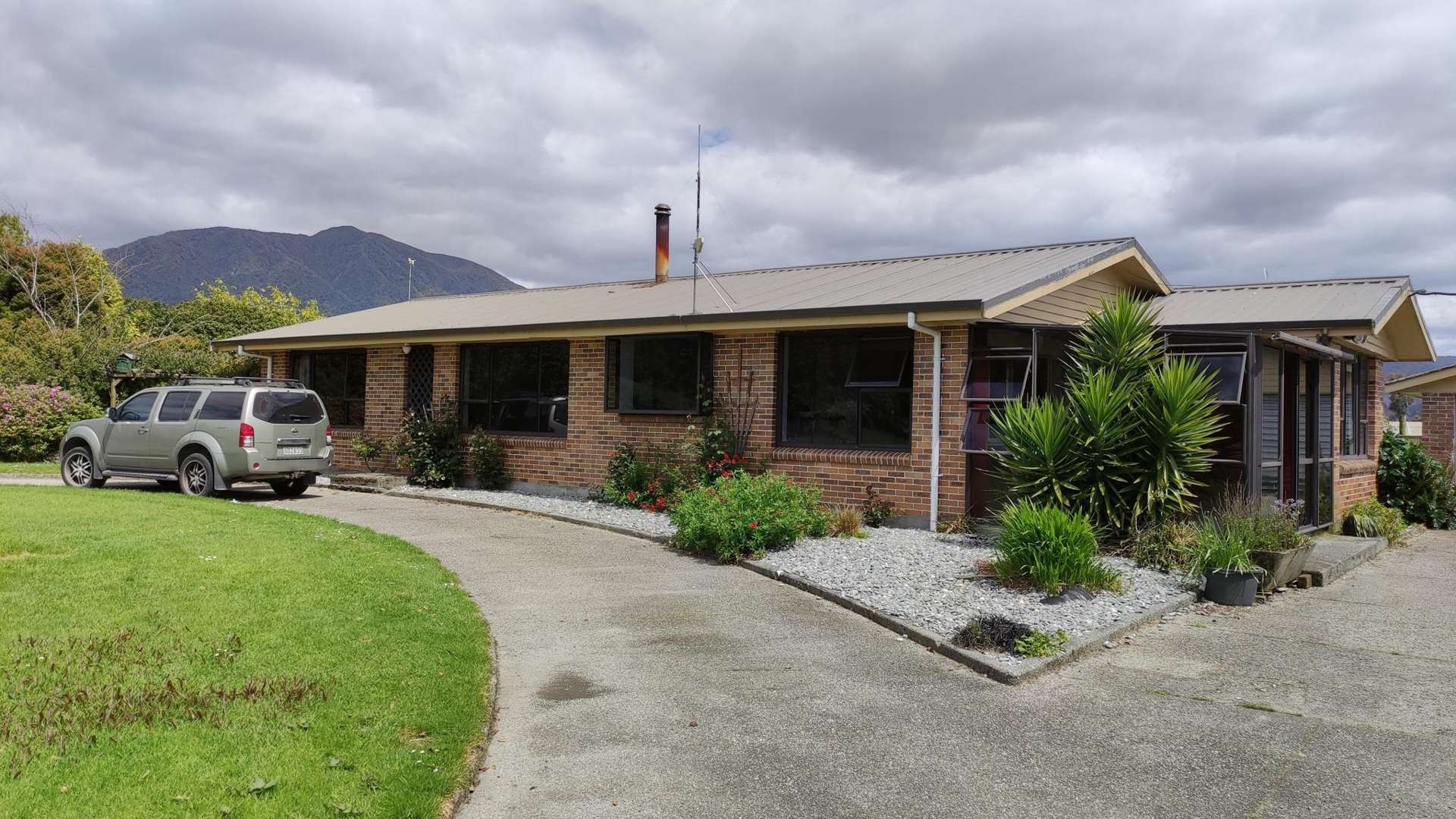 92 Whitcombe Valley Road Kokatahi_0