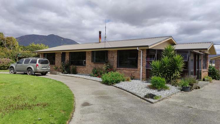 92 Whitcombe Valley Road_0