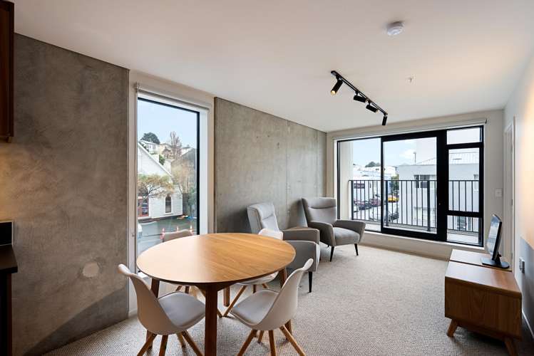 201/21 King Street Mount Cook_1