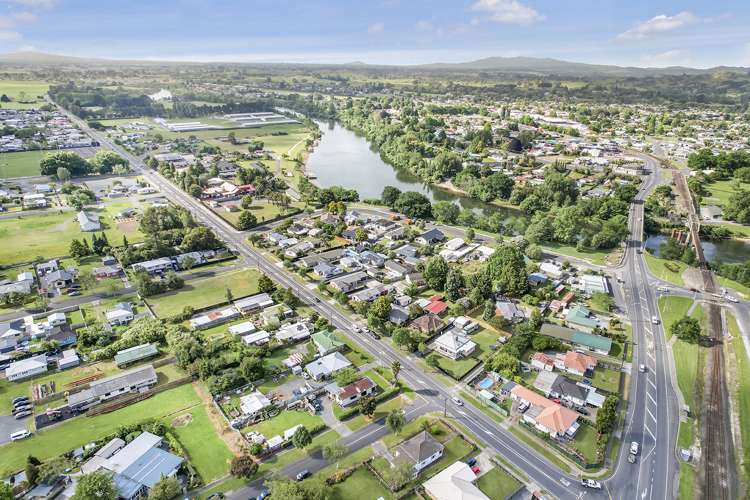 7 River Road Ngaruawahia_21