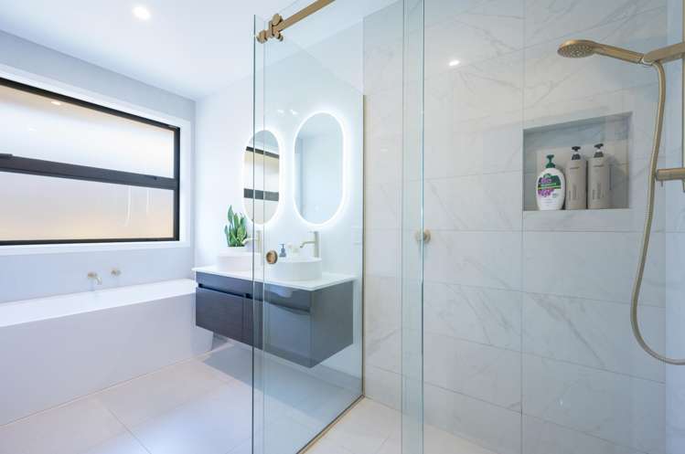 63 Les Wakefield Road Mapua_23