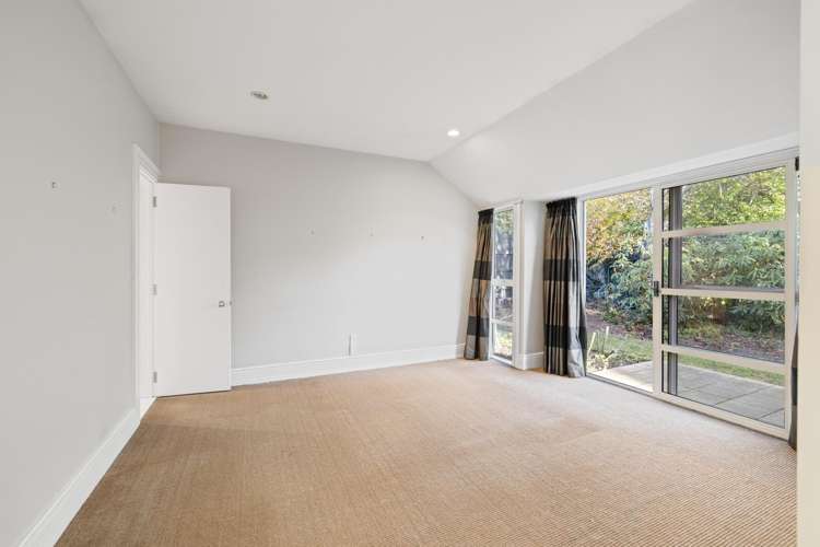 17 Allister Avenue Merivale_18