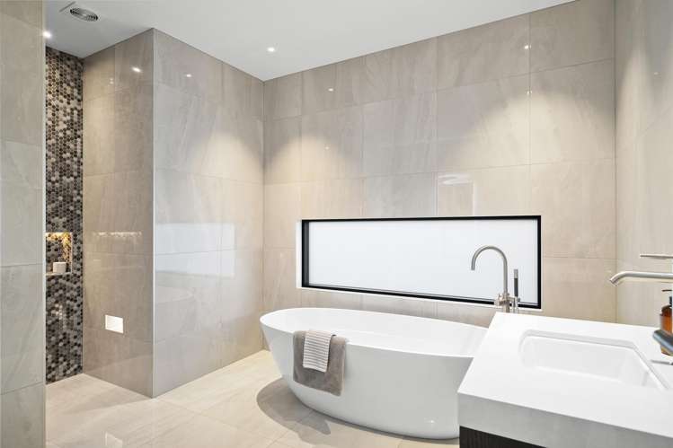 148 Glandovey Road Strowan_35
