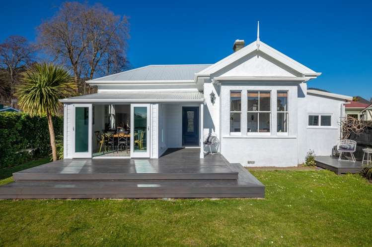 256 Bridge Street The Wood_21