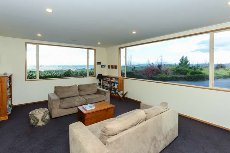 131 Tironui Drive Taradale_6