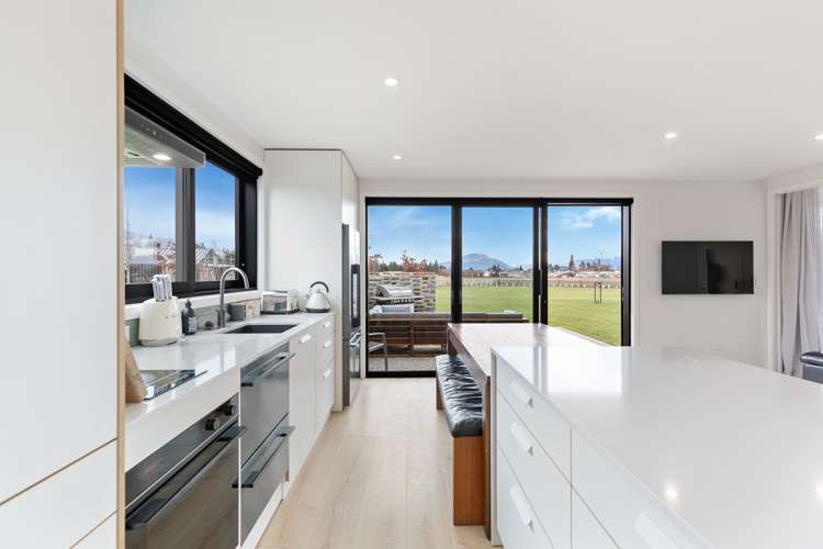 12 Little Orchard Way Wanaka_27