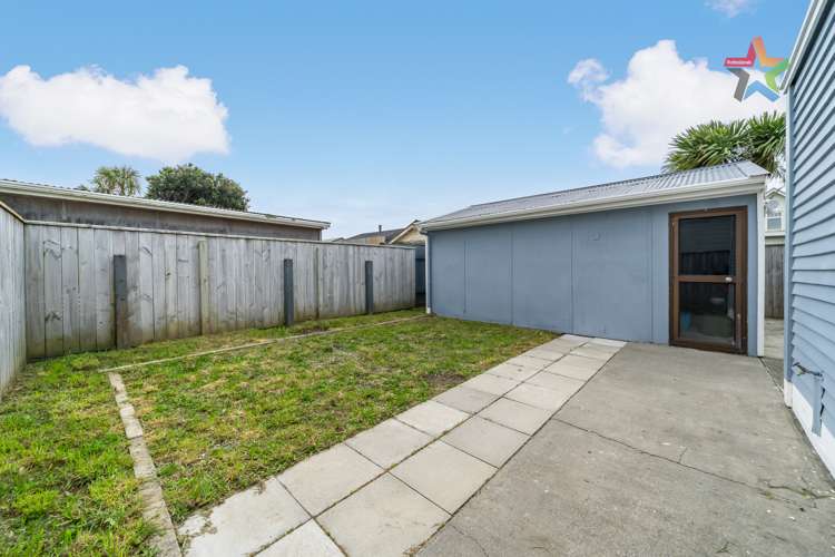 221 The Esplanade Petone_20