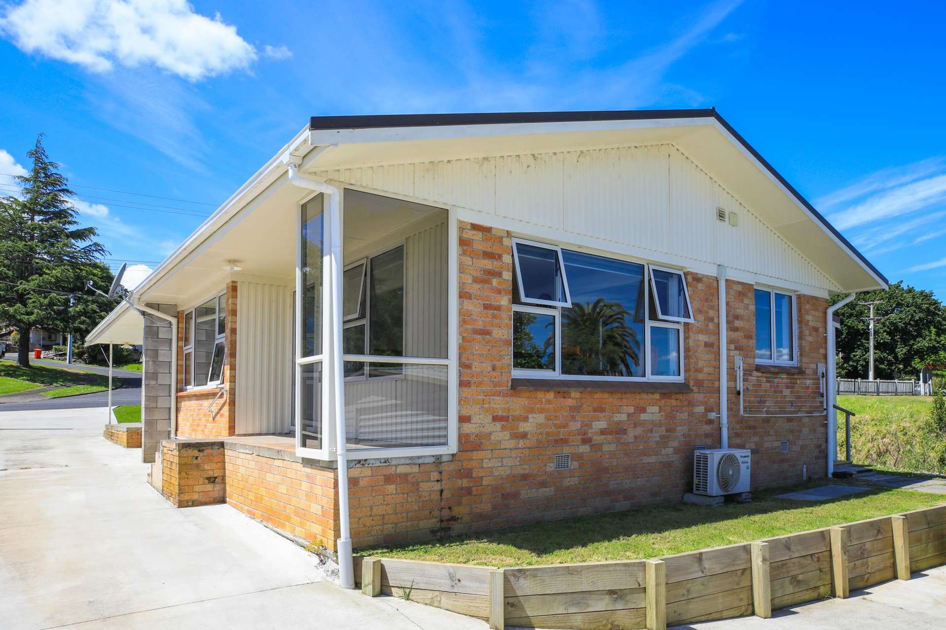325 & 325A Parawai Road Thames-coromandel_0