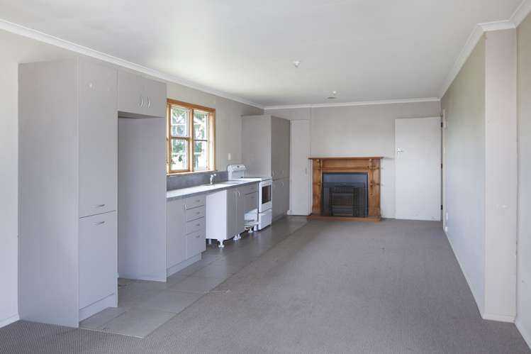 121 Lower Styx Road Bottle Lake_15