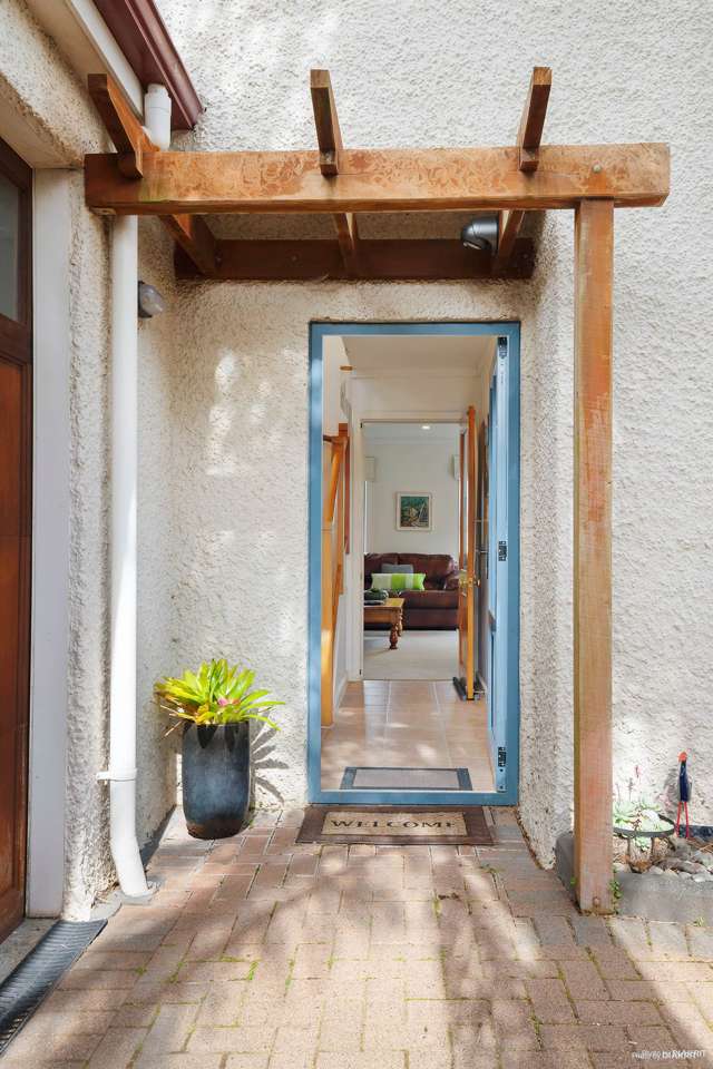 15a Ascot Avenue Narrow Neck_1