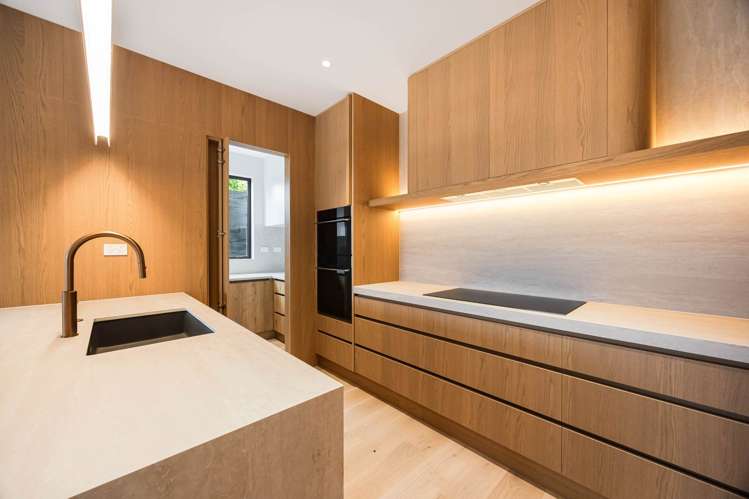 2/520 Beach Road Murrays Bay_7