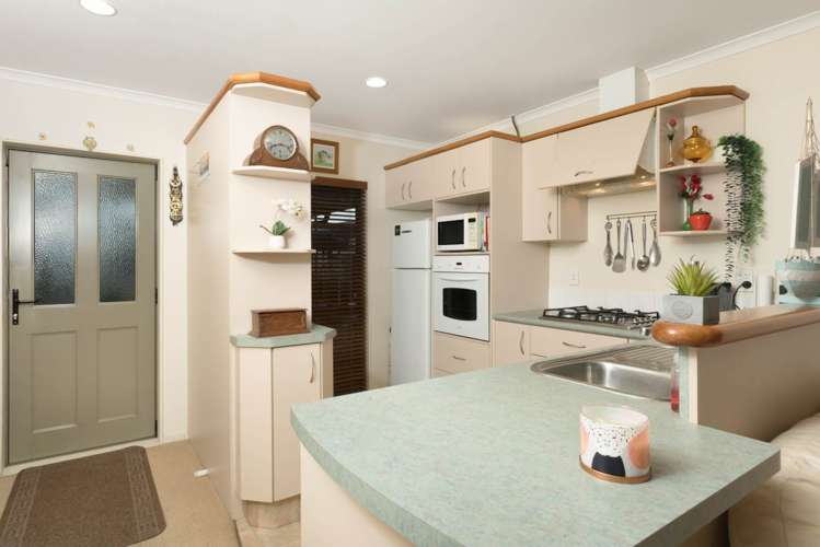 19/41 Manchester Way_5