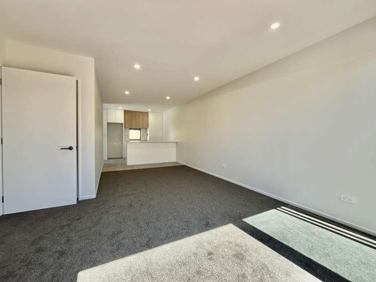 4/15 Plunket Street 10222_3