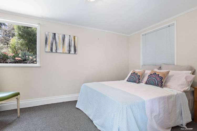 63 Royal View Road Te Atatu South_8