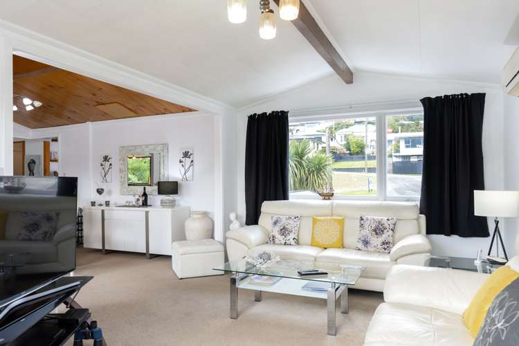 19 Broadway Picton_13