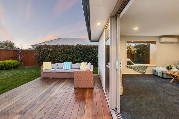 38 Halpin Drive Lincoln_11