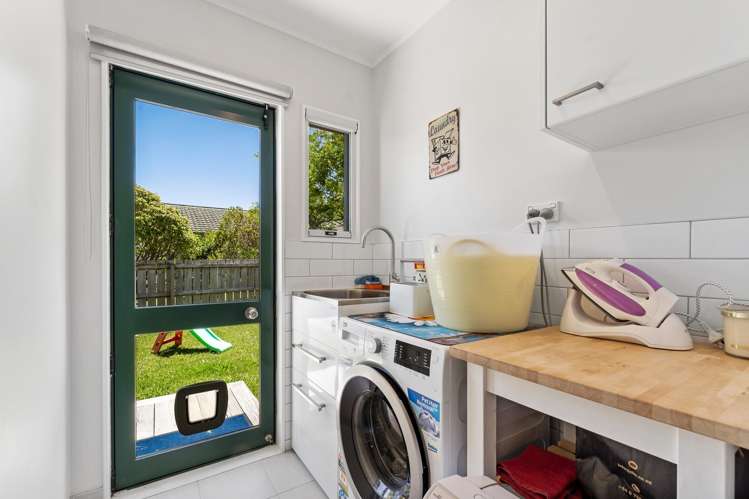 1/12 Knott Road Stanmore Bay_16