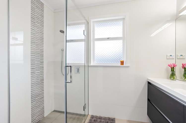 15 Atkinson Road Titirangi_19