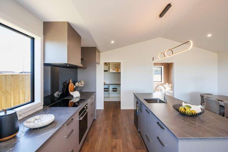67 Atlantic Drive Fitzherbert_5