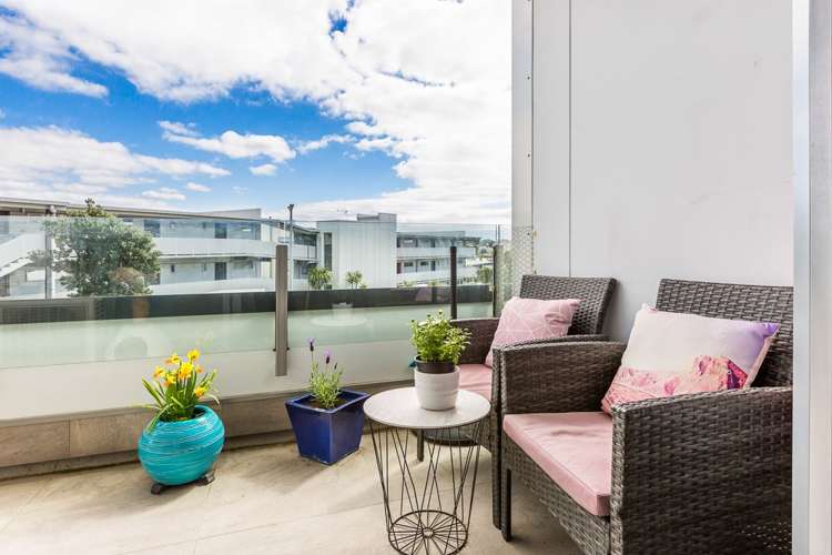 116/17 Link Crescent Stanmore Bay_4