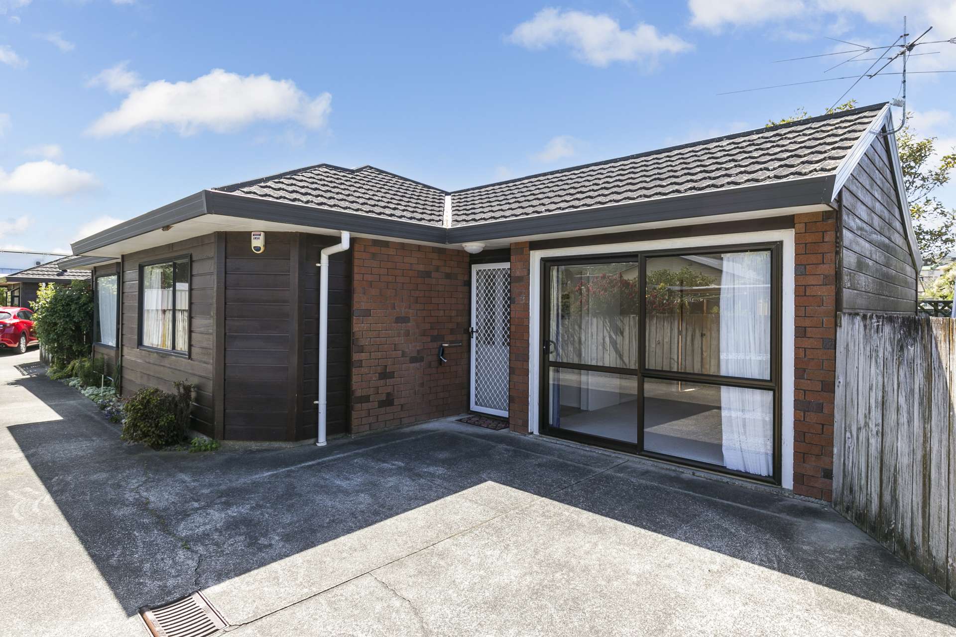 2/9 Atiawa Street Petone_0