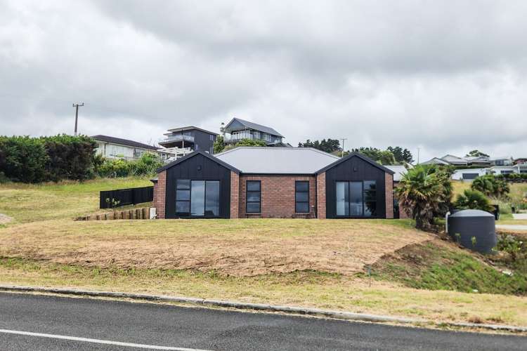 1 Midgard Road Coopers Beach_5