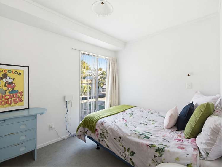 11 Fern Grove Taradale_12