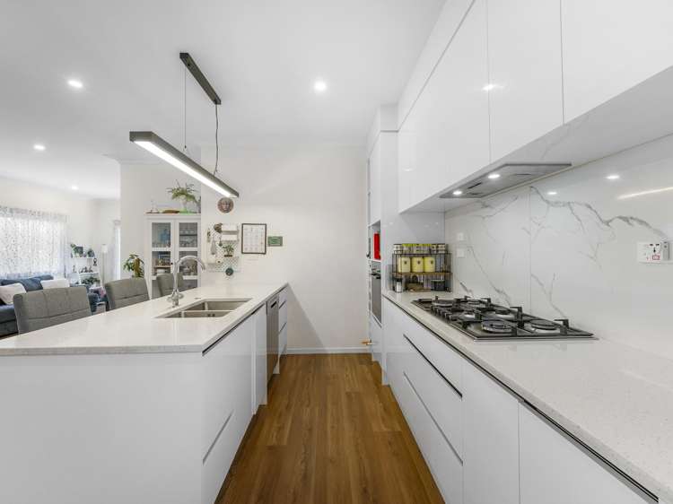 11 Friesian Drive Mangere_6