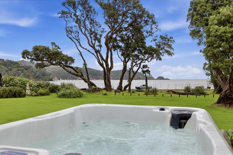 5 and 11 Mulberry Grove Road Great Barrier Island_1