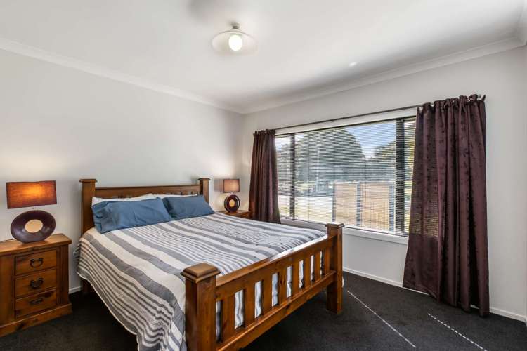 82 Racecourse Road Waiuku_12