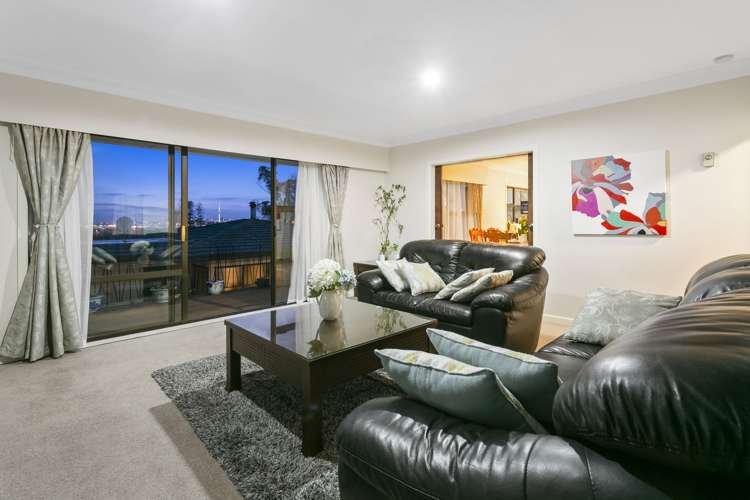 24 Martin Crescent Northcote_10