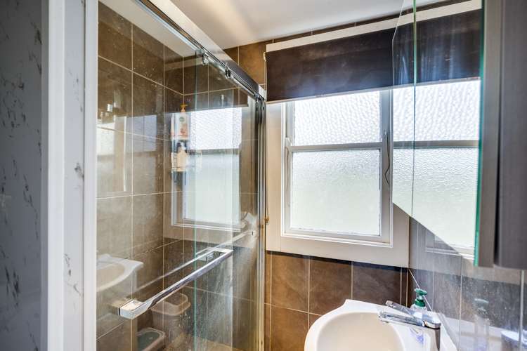 17 Latham Street Napier South_13