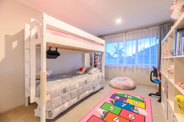 39 Whakawhiti Loop Avondale_11