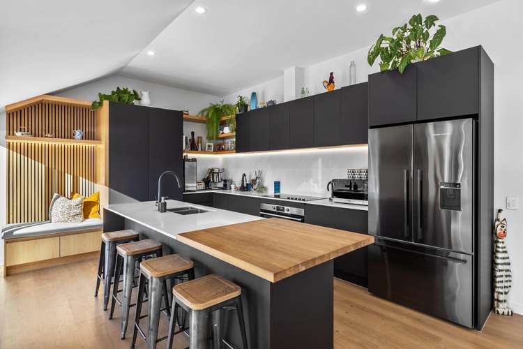 8 Elizabeth Place_3